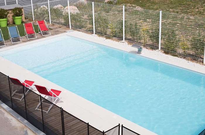 Accessoris de seguretat per a piscines